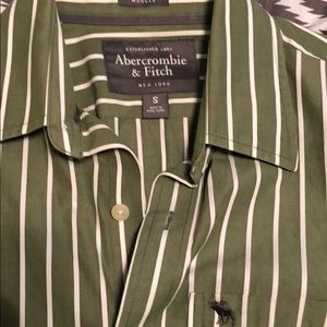Men's Abercrombie dress shirt (S)
